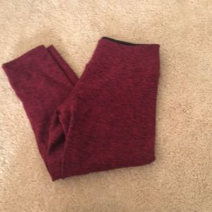 Beyond yoga red crop legging